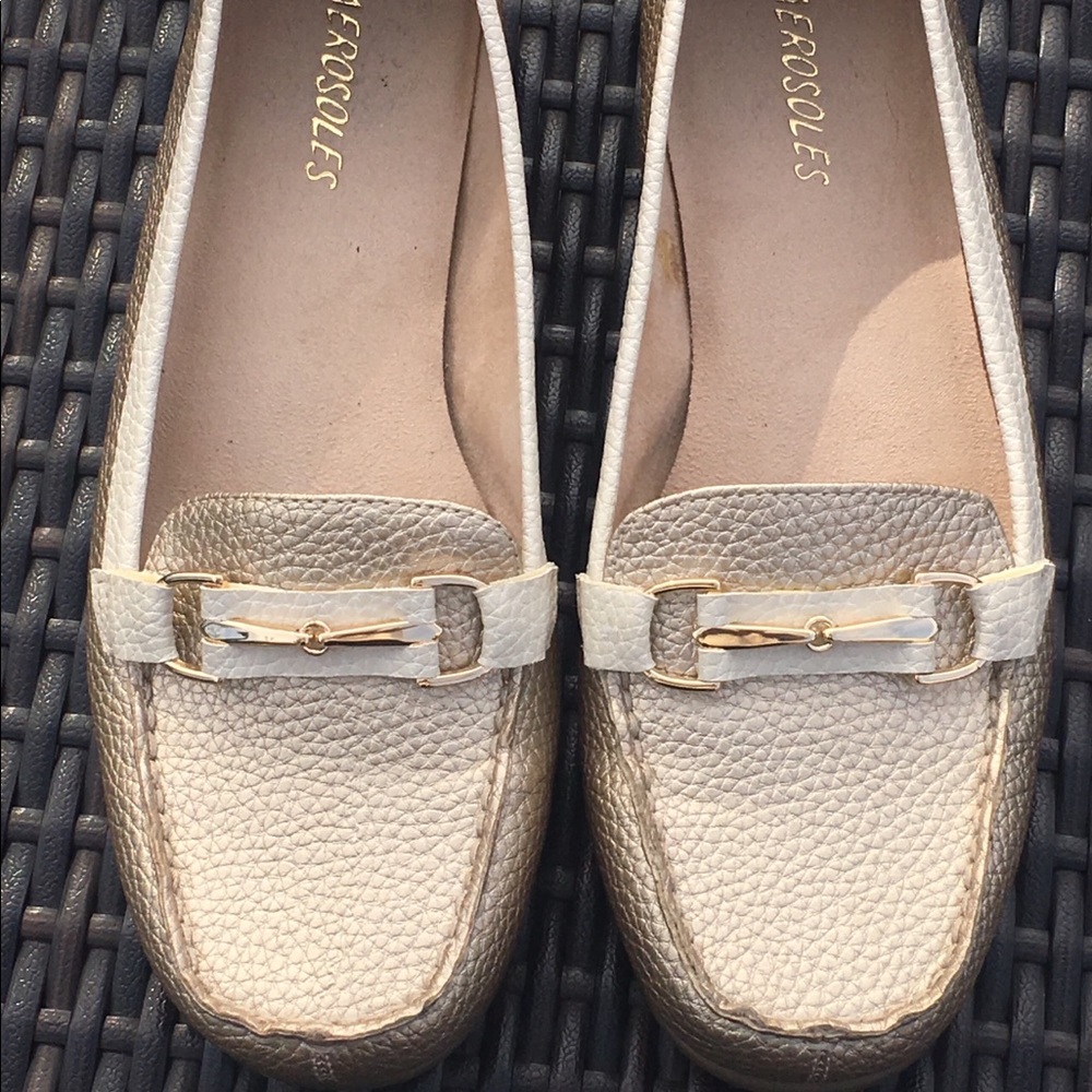 Areosoles Women’s Slip-On Loafer